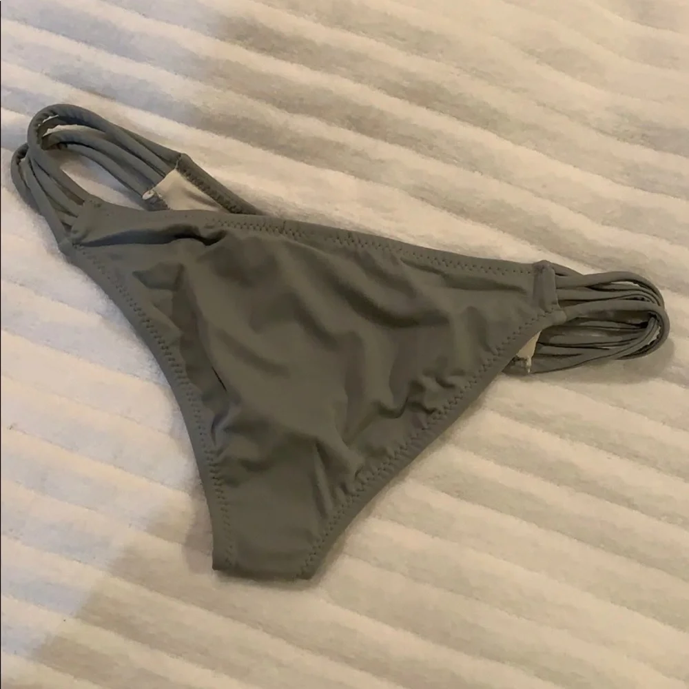 NWT eberjey swim bottom. Size Small. XENIA SEAGU​​​​​​​​​​​​​​​​​​​​​